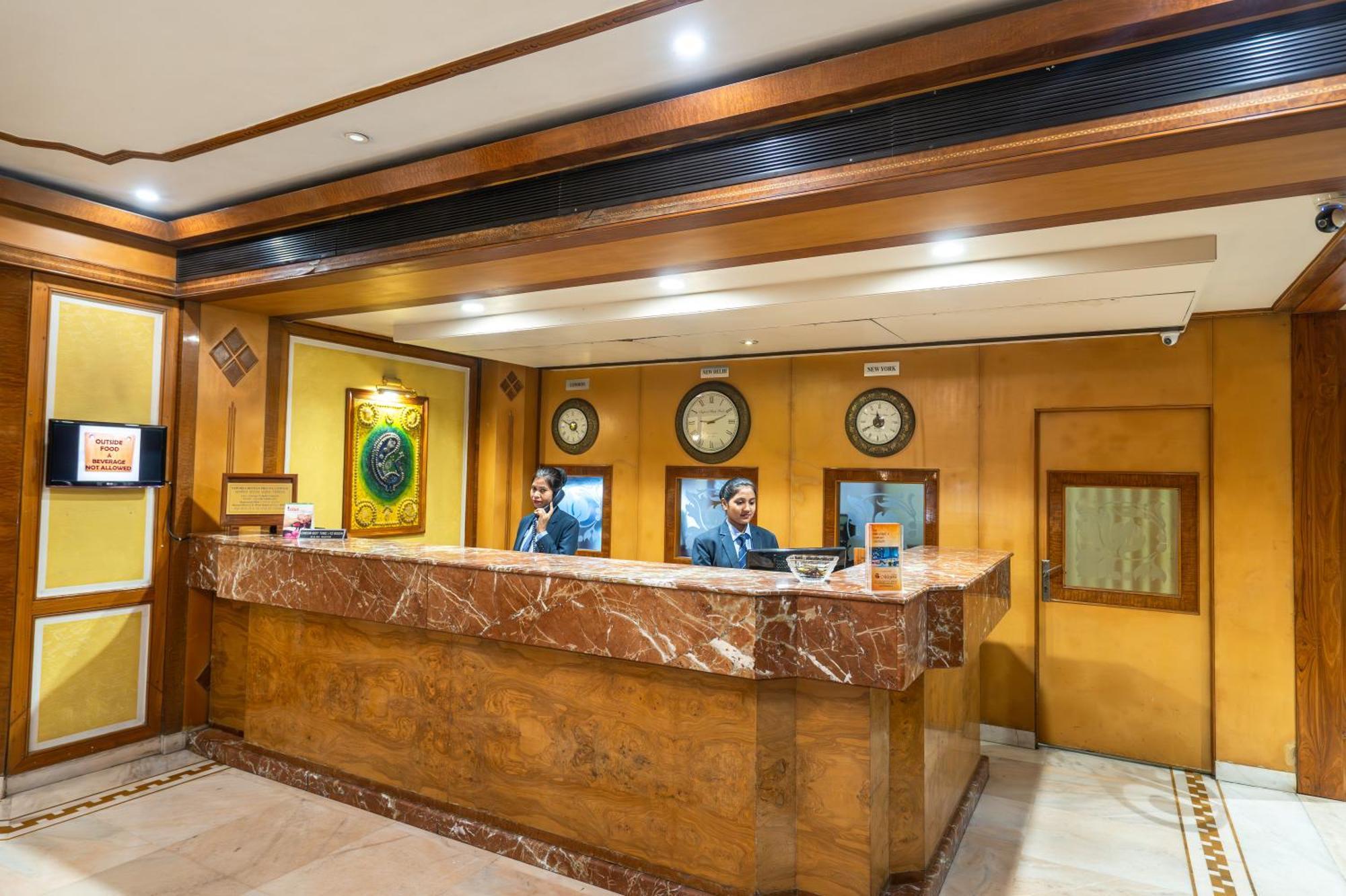 Hotel Mayura Raipur  ภายนอก รูปภาพ