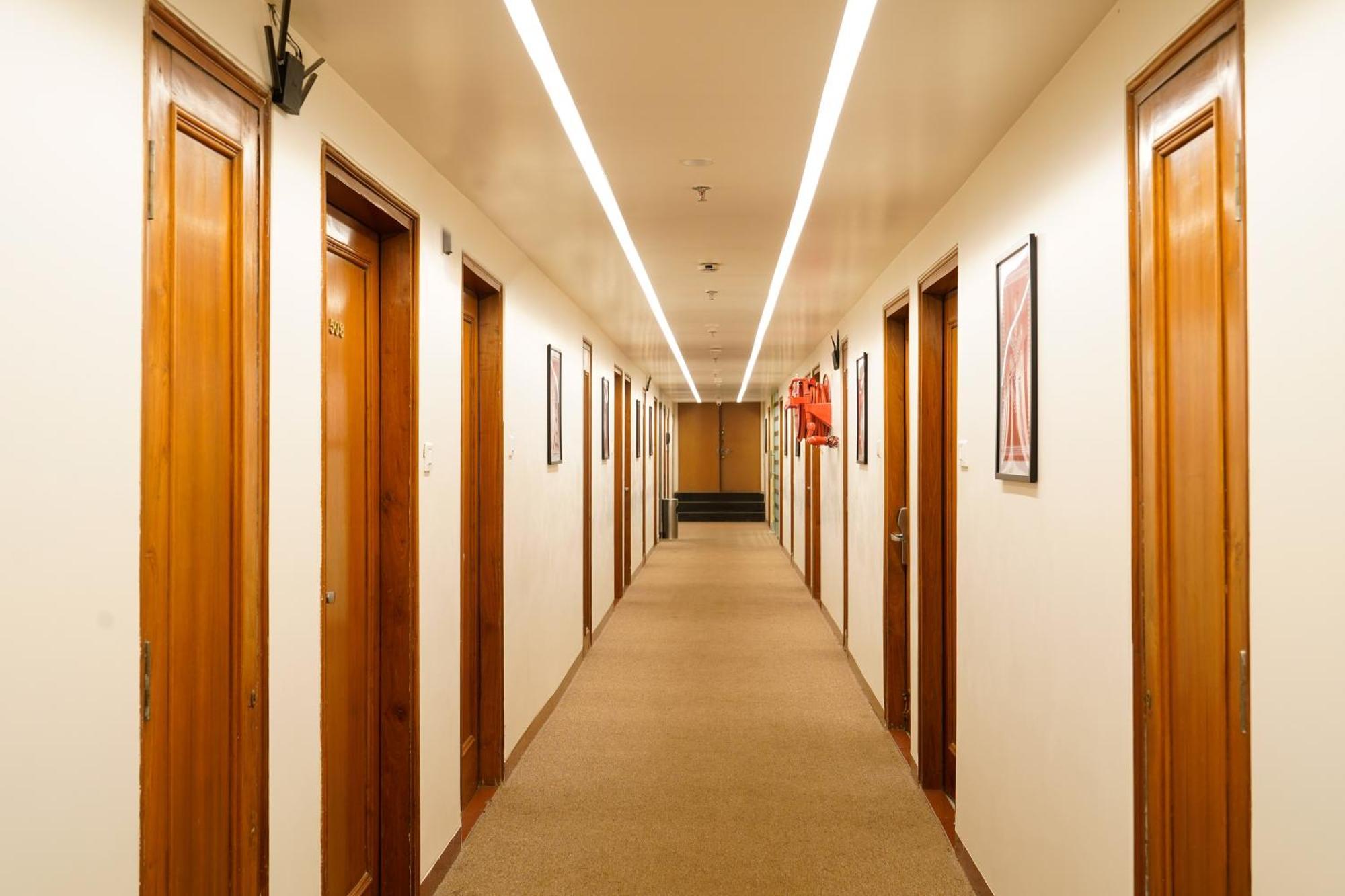 Hotel Mayura Raipur  ภายนอก รูปภาพ