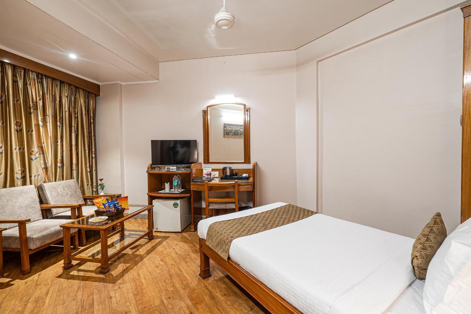 Hotel Mayura Raipur  ภายนอก รูปภาพ